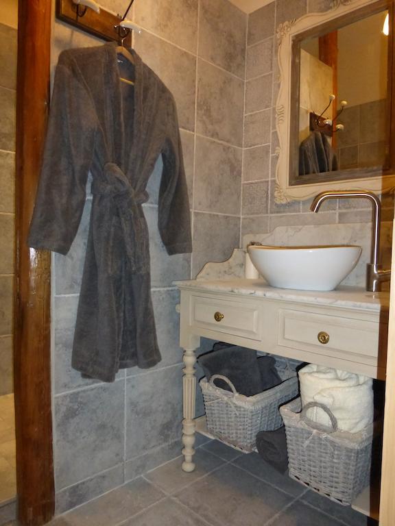 Chambres D'Hotes Bered Vuillemin 보므 레 다므 객실 사진